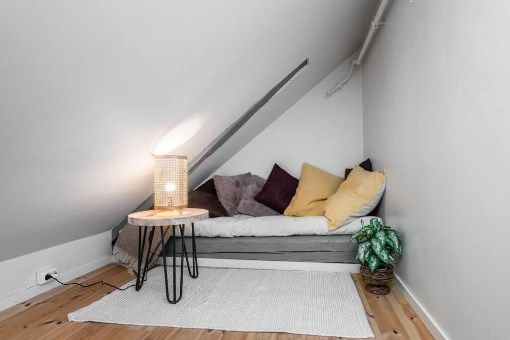 Hidden Gem Near The Old Town Bridge, 40m² Apt. Trondheim